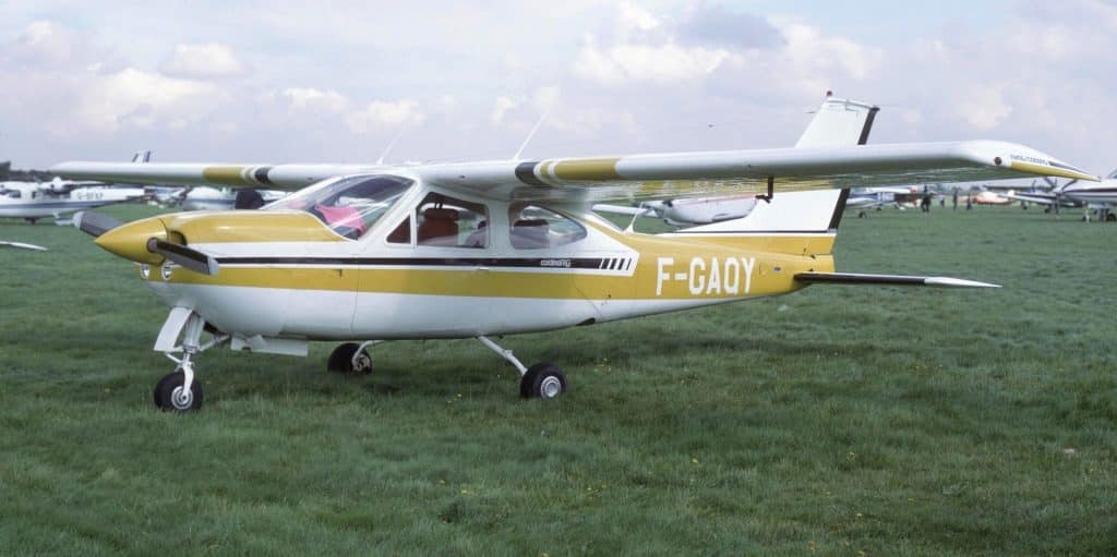 Avion IFR Cessna Cardinal formation instruments flotte aéroclub Paris PPL et IFR